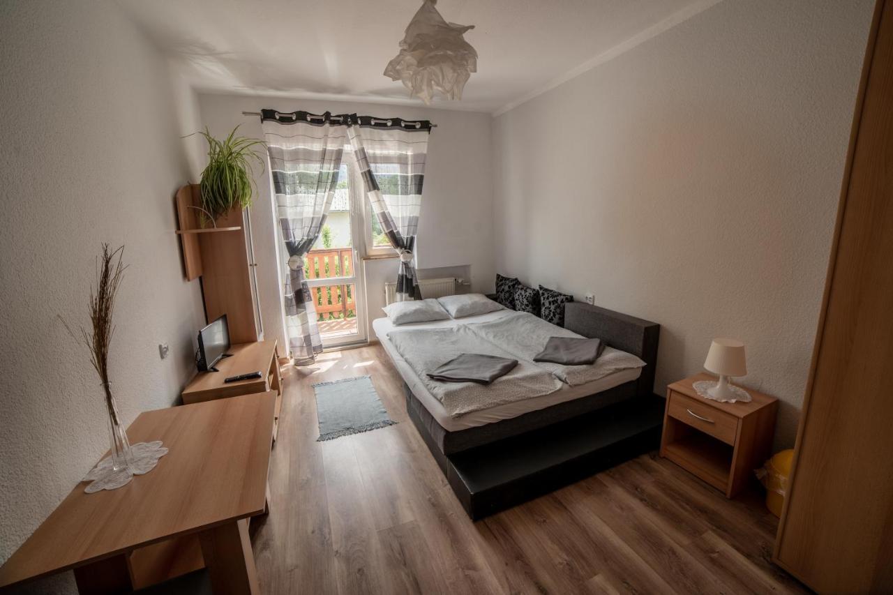 Goscinne Boryna Homestay *